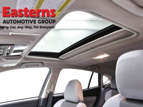 Used 2021 Subaru Crosstrek 2.0i Premium w/ Moonroof Package image 36