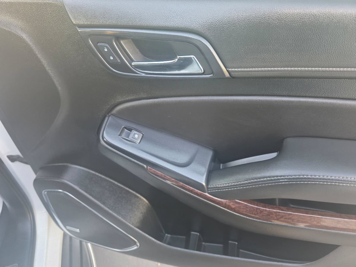 Used 2019 GMC Yukon XL SLT AWD/4WD image 28