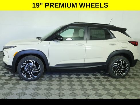 New 2026 Chevrolet TrailBlazer RS w/ Convenience Package AWD/4WD image 11
