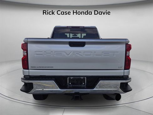 Used 2022 Chevrolet Silverado 2500 LT w/ All Star Edition image 6