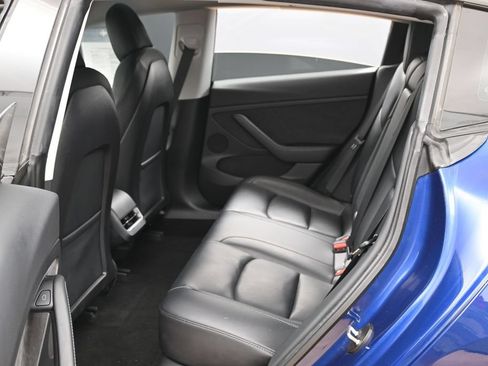 Used 2021 Tesla Model 3 Standard Range Plus RWD image 39
