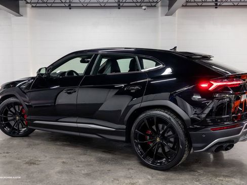 Used 2019 Lamborghini Urus AWD/4WD image 10