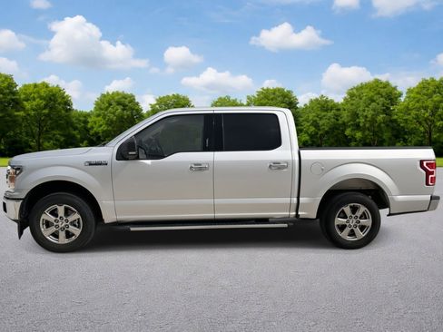 Used 2018 Ford F150 XLT w/ Equipment Group 302A Luxury image 4