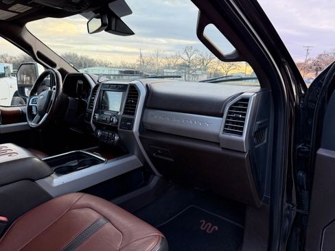 Used 2019 Ford F250 King Ranch w/ King Ranch Ultimate Package image 13