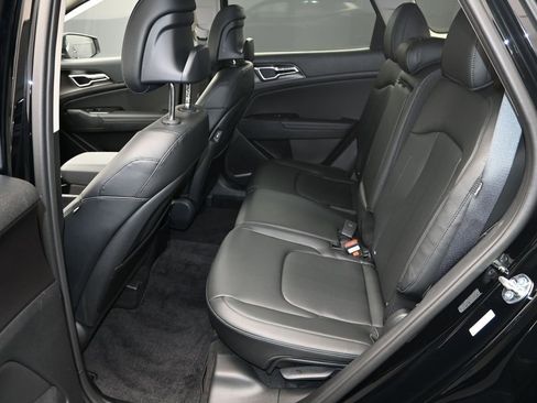 Used 2026 Kia Sportage EX w/ EX Panorama Roof Package image 12