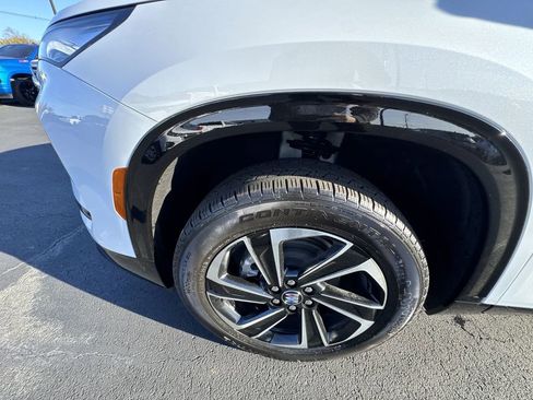 New 2026 Buick Enclave Sport Touring w/ Power Package image 10