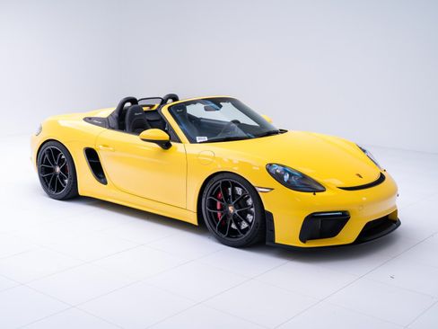 Certified 2023 Porsche 718 Boxster Spyder image 7