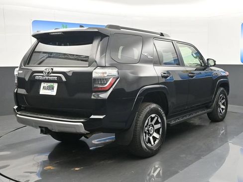 Used 2024 Toyota 4Runner TRD Off-Road image 5