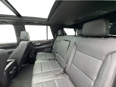 Used 2022 Chevrolet Tahoe Z71 AWD/4WD image 25
