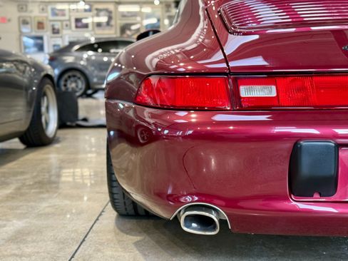 Used 1998 Porsche 911 Carrera S image 25