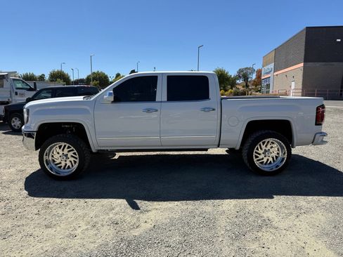 Used 2018 GMC Sierra 1500 SLT w/ SLT Premium Package AWD/4WD image 4