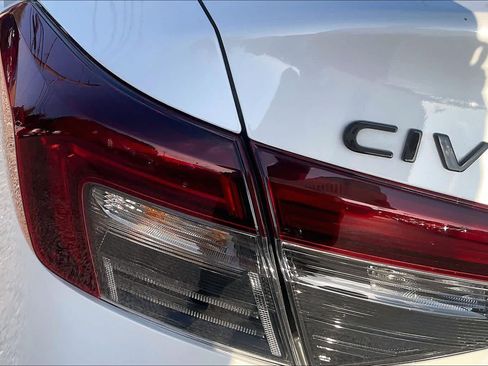Used 2026 Honda Civic Sport image 28