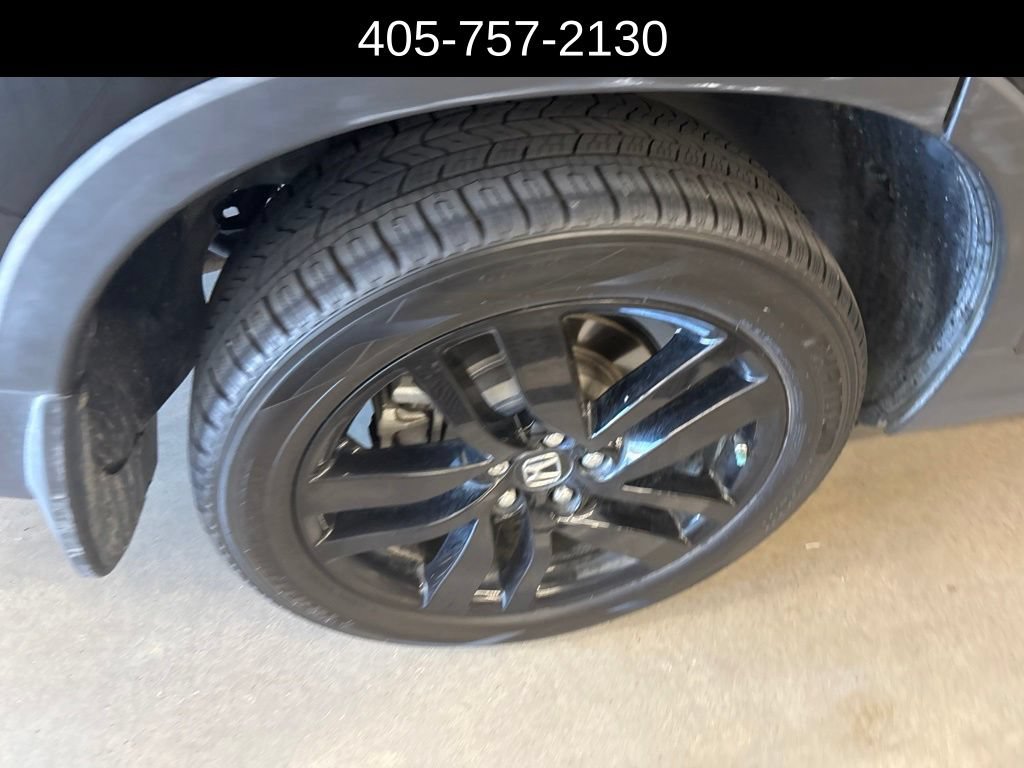 Used 2018 Honda Pilot Touring image 12