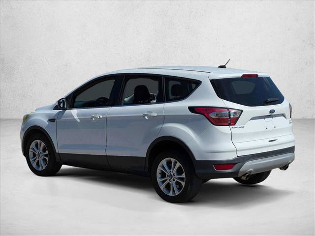 Used 2017 Ford Escape SE FWD image 7