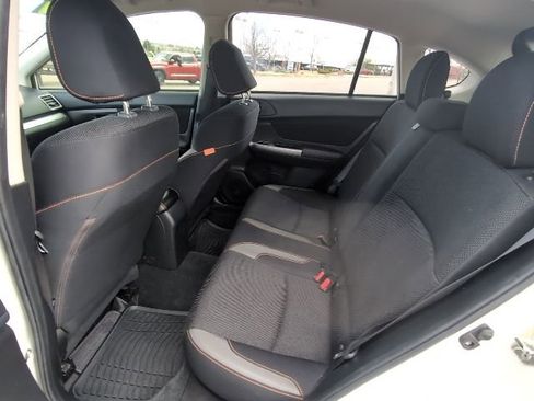 Used 2017 Subaru Crosstrek 2.0i Premium image 25