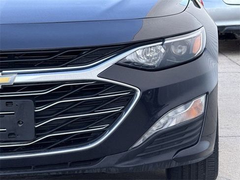Used 2023 Chevrolet Malibu LT image 9