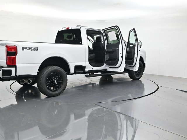 New 2026 Ford F350 Lariat w/ Black Appearance Package AWD/4WD image 54