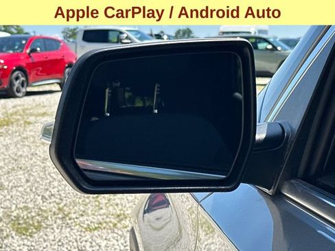 Certified 2023 Chevrolet Traverse LT w/ Rear Camera Mirror Package AWD/4WD image 8