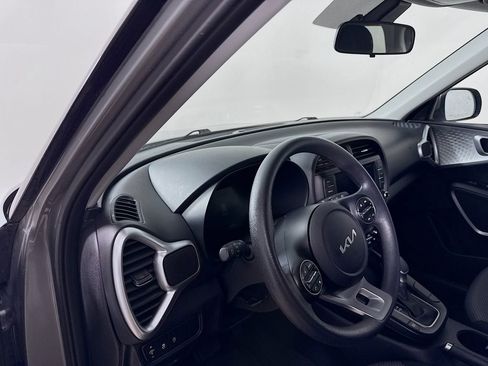 Used 2024 Kia Soul LX w/ Option Group 015 image 9