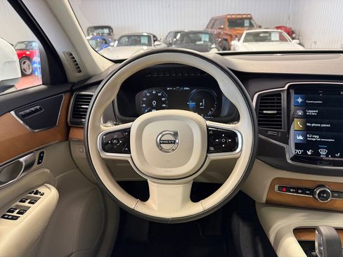 Used 2022 Volvo XC90 T8 Inscription Expression image 27