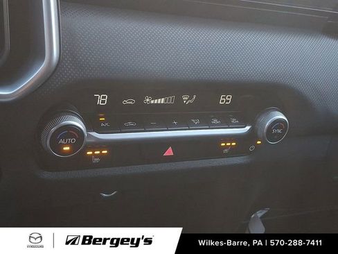 Used 2025 MAZDA CX-50 2.5 Hybrid w/ Weather Package AWD/4WD image 11