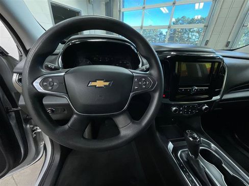 Used 2019 Chevrolet Traverse LS image 13