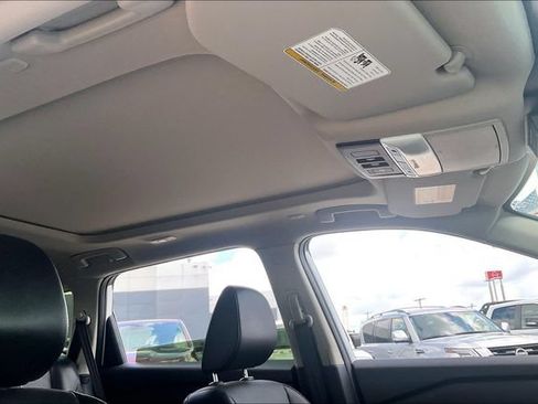 Used 2025 Nissan Rogue Platinum FWD image 20