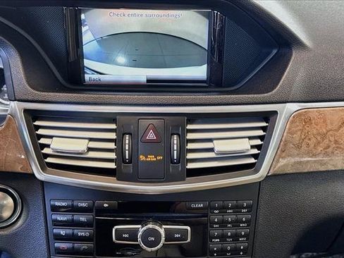 Used 2013 Mercedes-Benz E 350 Sedan image 14