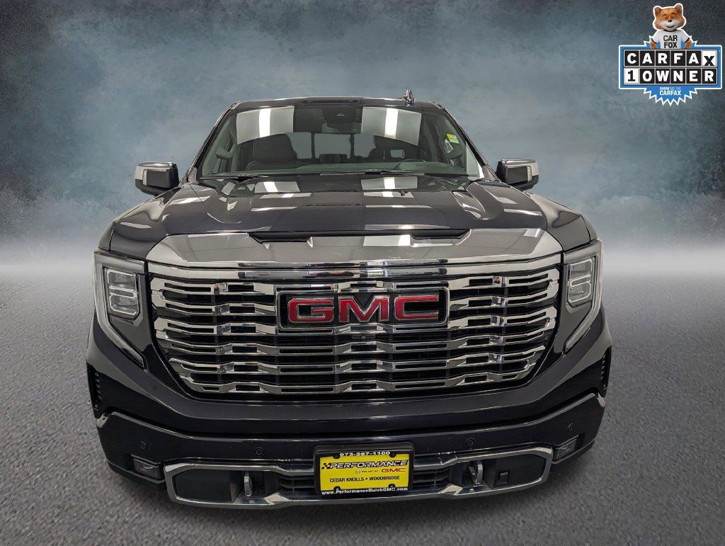 Used 2023 GMC Sierra 1500 Denali AWD/4WD image 2
