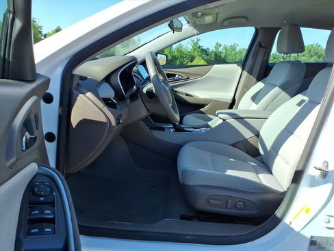 Used 2023 Chevrolet Malibu LT FWD image 15