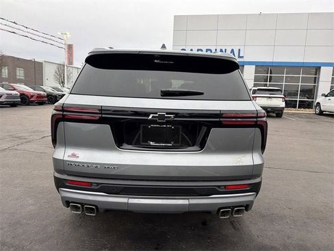 New 2026 Chevrolet Traverse LT w/ LPO, Floor Liner Package image 4