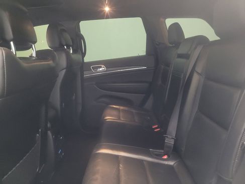 Used 2021 Jeep Grand Cherokee Limited AWD/4WD image 18
