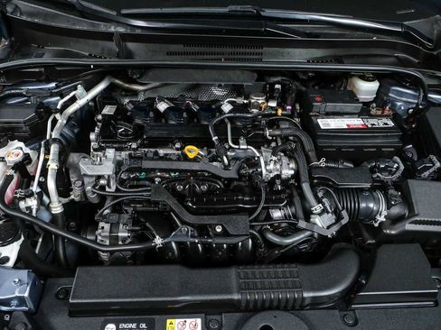 Used 2021 Toyota Corolla SE FWD image 32