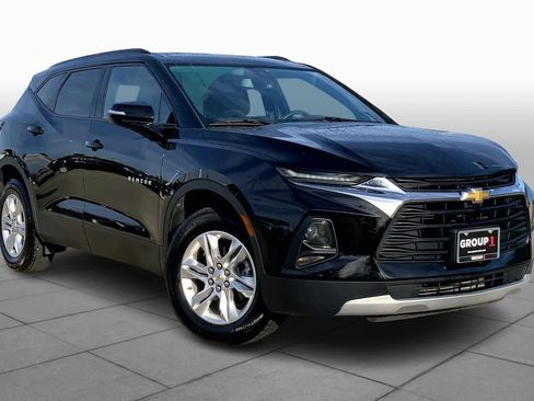 Used 2022 Chevrolet Blazer LT image 3