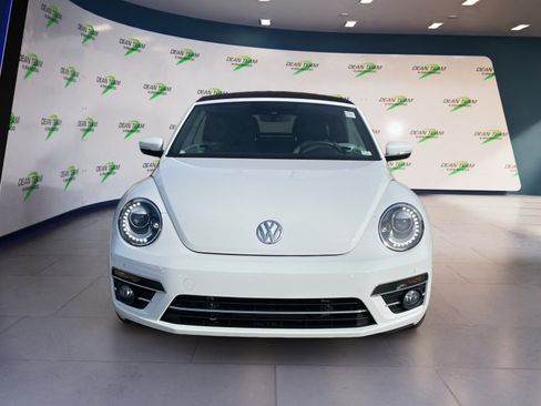 Used 2019 Volkswagen Beetle 2.0T SE w/ SE Premium Package image 6