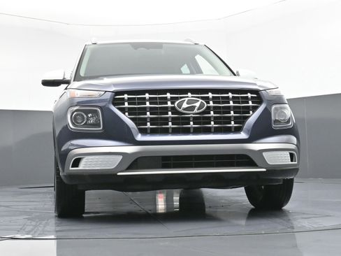 Used 2023 Hyundai Venue Limited w/ Cargo Package image 23