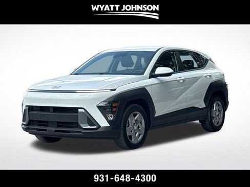 Used 2025 Hyundai Kona SE FWD image 1