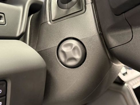 Used 2023 GMC Sierra 1500 AT4 image 23