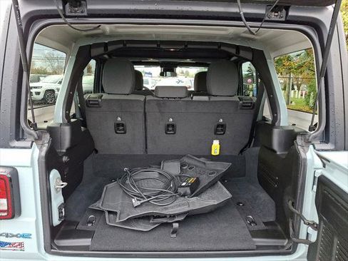 Certified 2024 Jeep Wrangler Unlimited AWD/4WD image 18