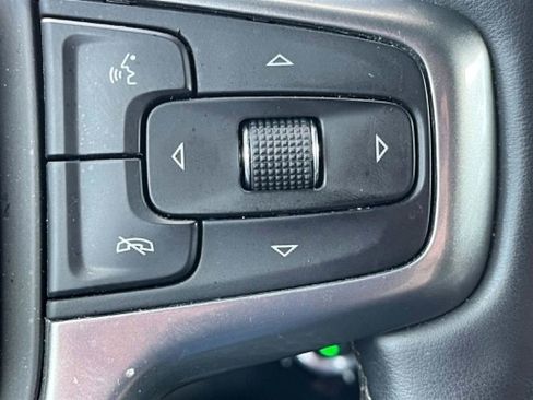 Used 2025 Chevrolet Silverado 1500 LT RWD image 23