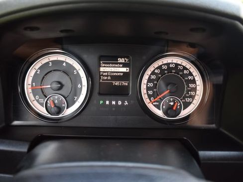 Used 2018 RAM 1500 Tradesman RWD image 13
