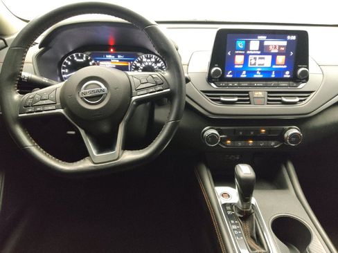 Used 2022 Nissan Altima 2.5 SR FWD image 22