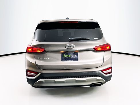 Used 2019 Hyundai Santa Fe SE FWD image 7