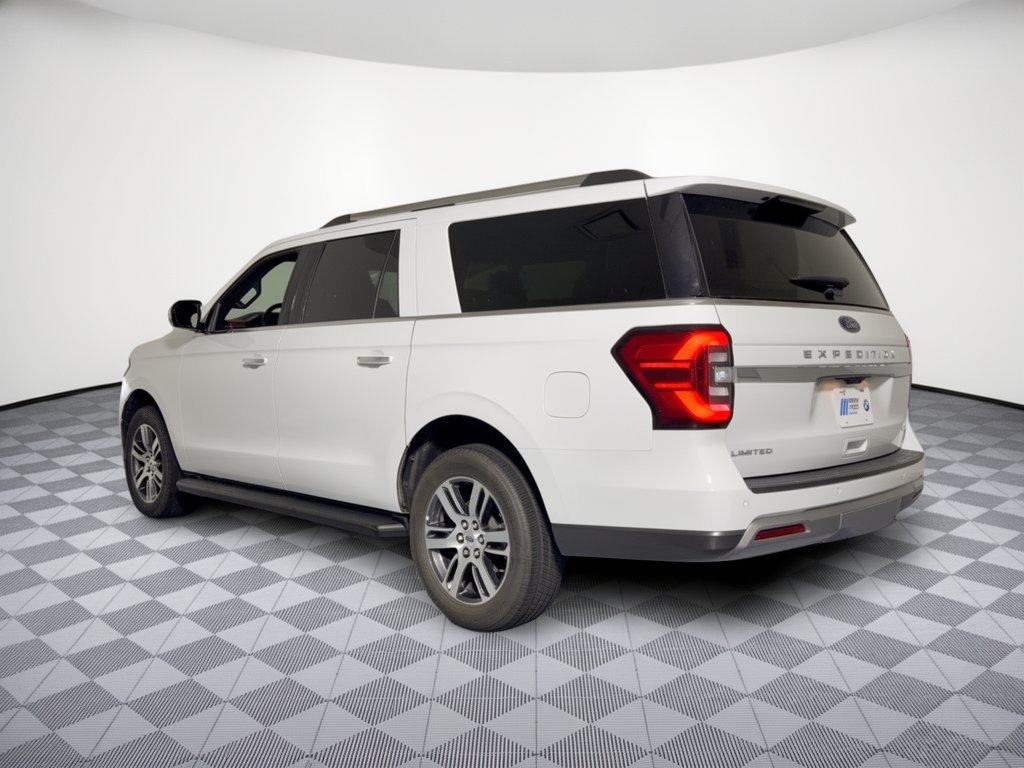Used 2024 Ford Expedition Max Limited RWD image 3