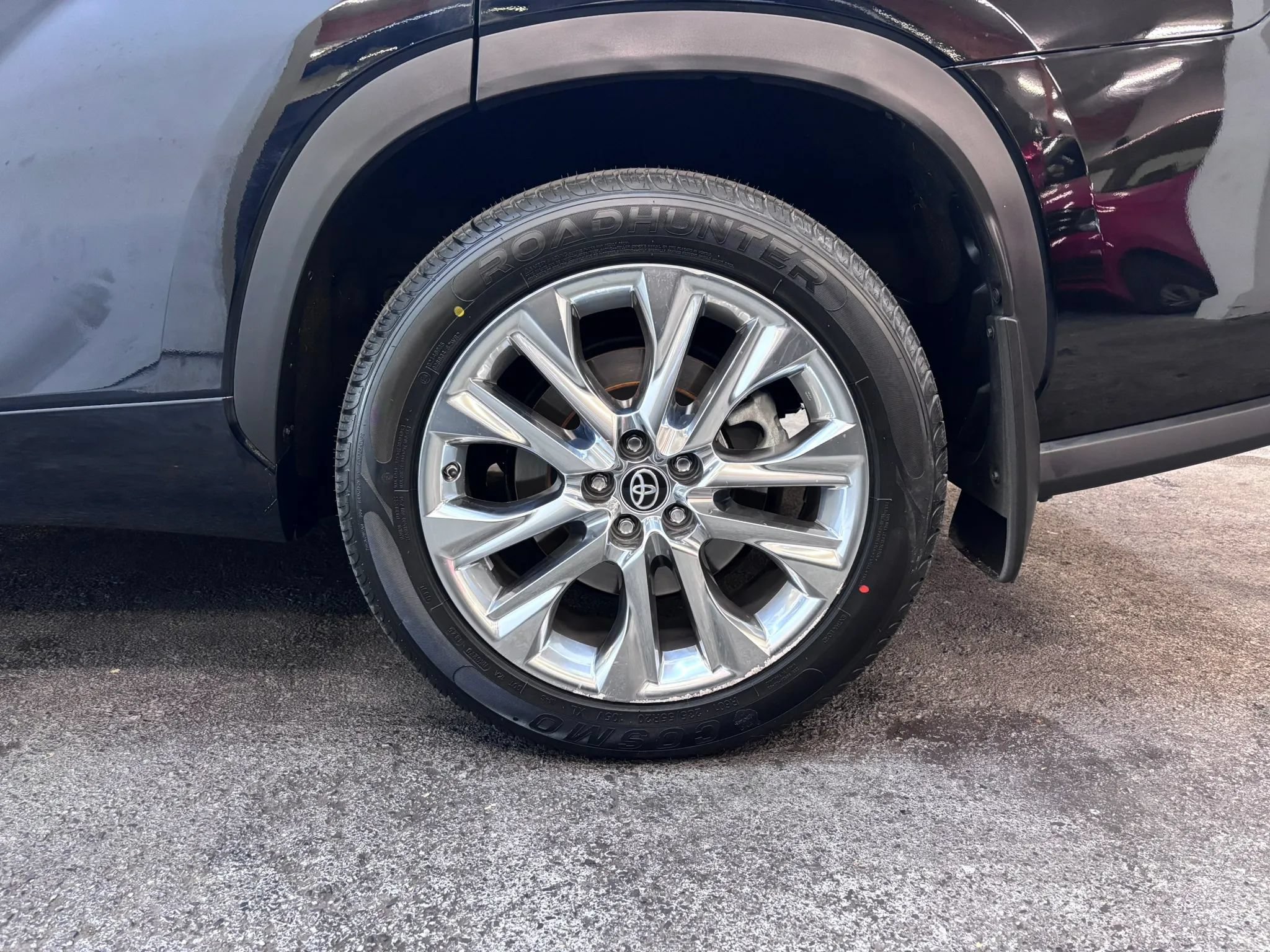 Used 2023 Toyota Highlander Limited AWD/4WD image 7