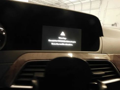 Used 2014 Mercedes-Benz C 250 C 250 Coupe 2D image 37