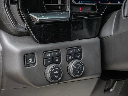 New 2025 Chevrolet Silverado 1500 RST w/ Convenience Package II AWD/4WD image 74