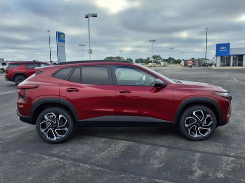 New 2025 Chevrolet Trax RS w/ Driver Confidence Package image 2