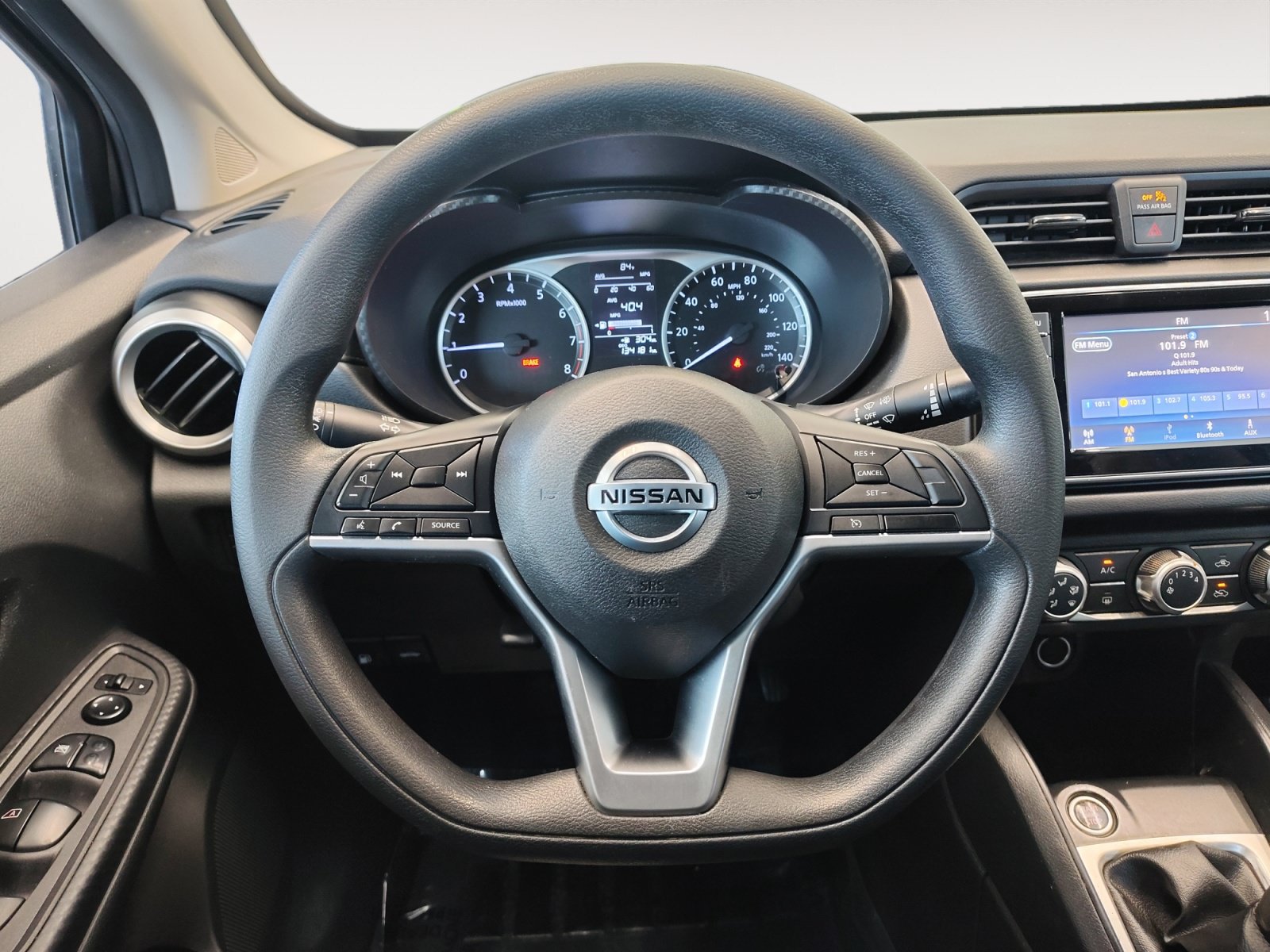 Used 2021 Nissan Versa S FWD image 14