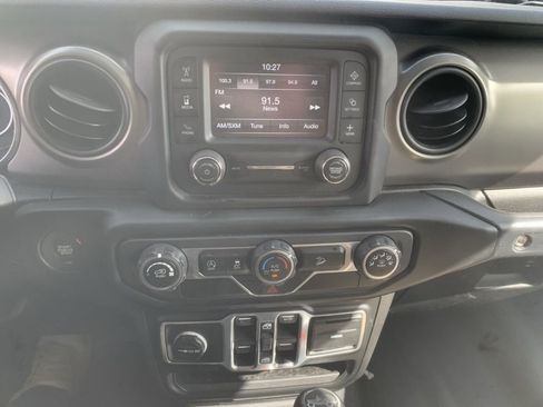 Used 2018 Jeep Wrangler Unlimited Sport S image 15